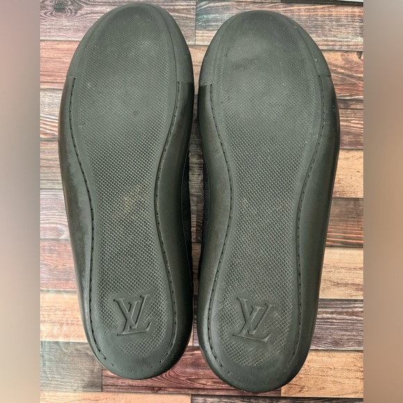 Louis Vuitton Damier Graphite Aventure Axel 12 Sneakers - Picture 8 of 10